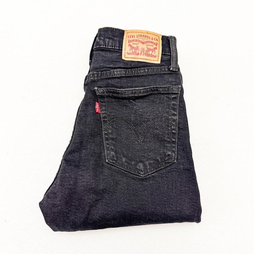 Levi's Women's Wedgie Skinny Black Denim Straight Leg Jeans Size 26 x 27